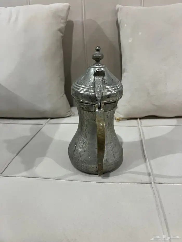 دلة بغدادي ختم مهدي صالح 1