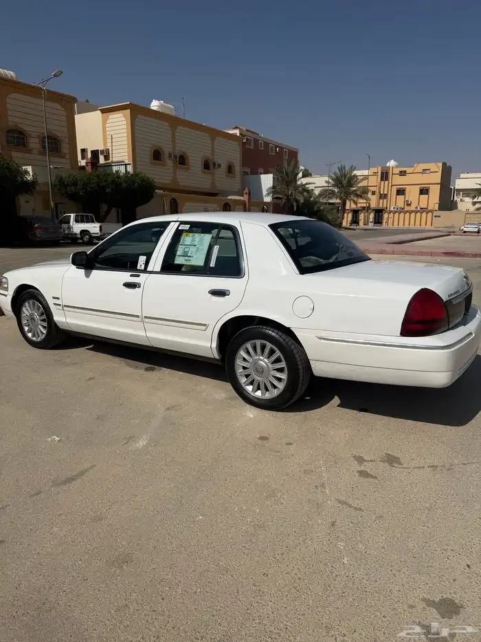 فورد ماركيز 2010 2