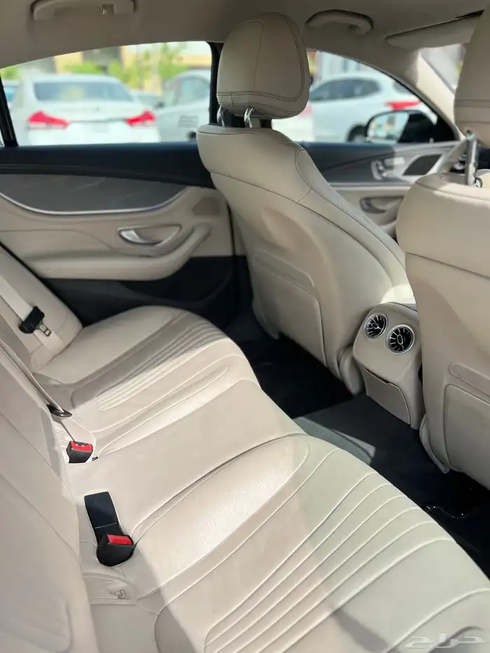مرسيدس CLS450 نظيف 20
