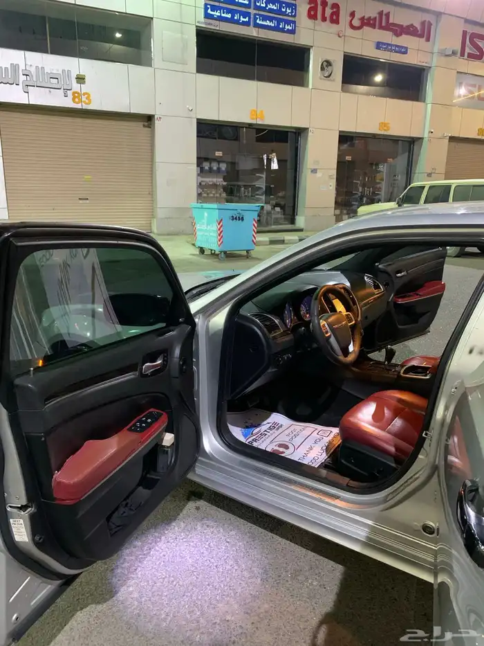 كرايسلر 2012 6.4 23