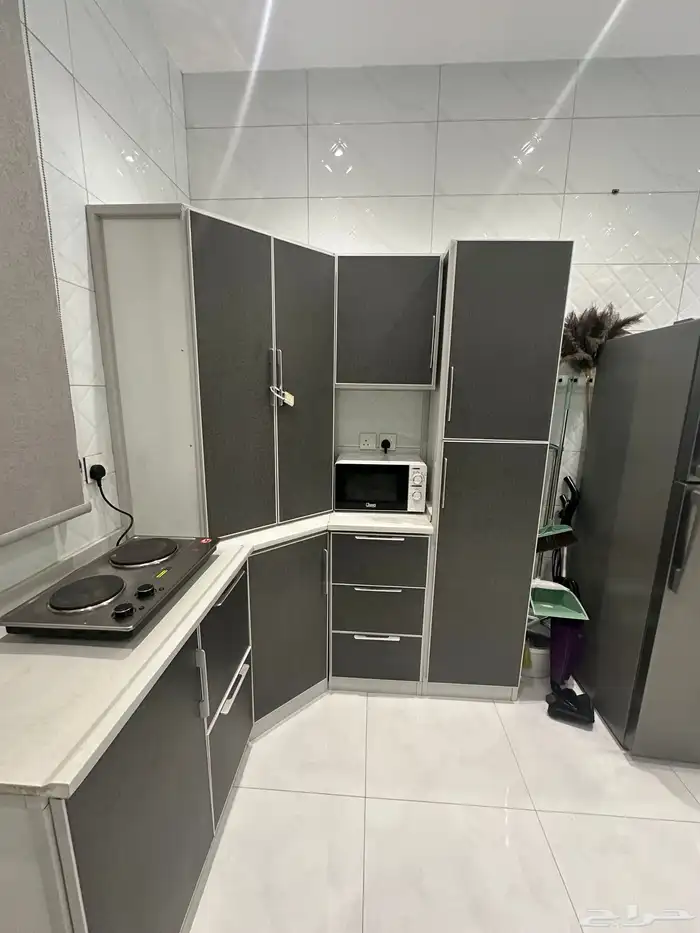 شقة ثلاث عرف مؤثثه بالوسام بالطايف 10