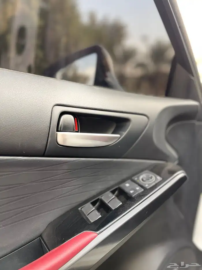 لكزس-IS300-2023(ممشي39الف) 29