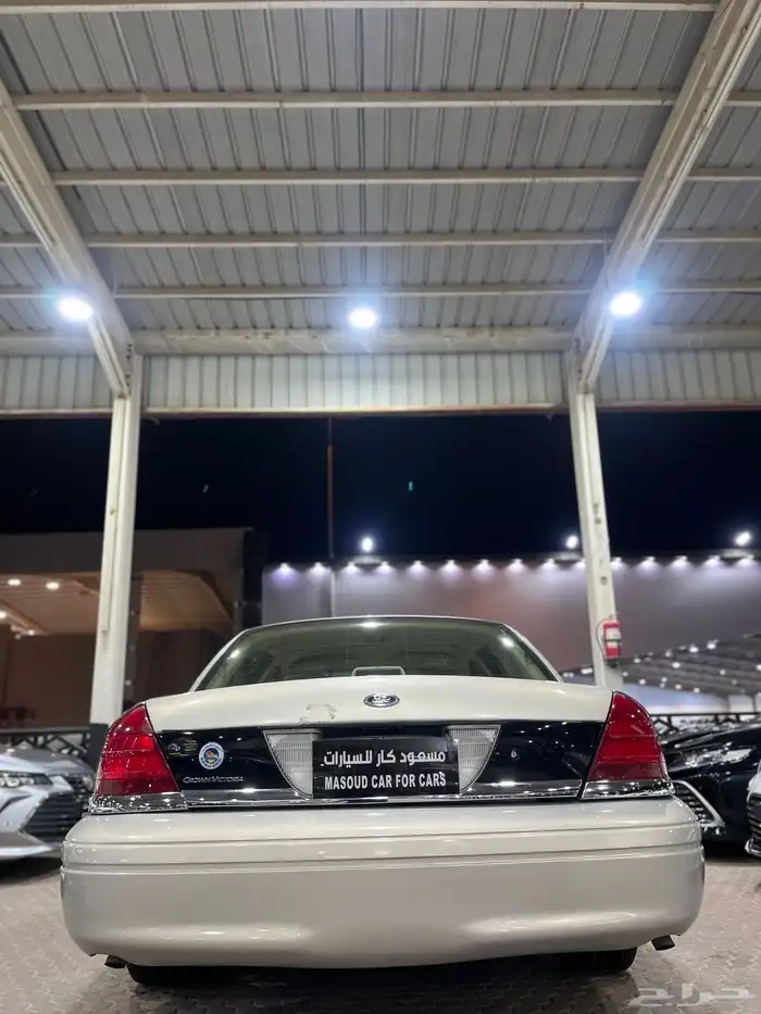 فورد فكتوريا 2011 18