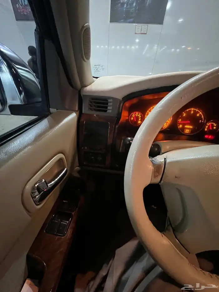 للبيع فتك باترول سوبر سفاري فل كامل تماتيك ذهبي 2008 11