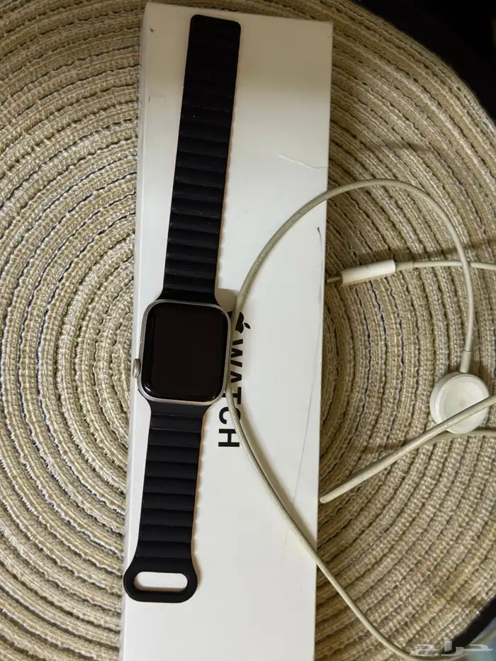 ساعة ابل seالجيل الثاني مستعملة 0