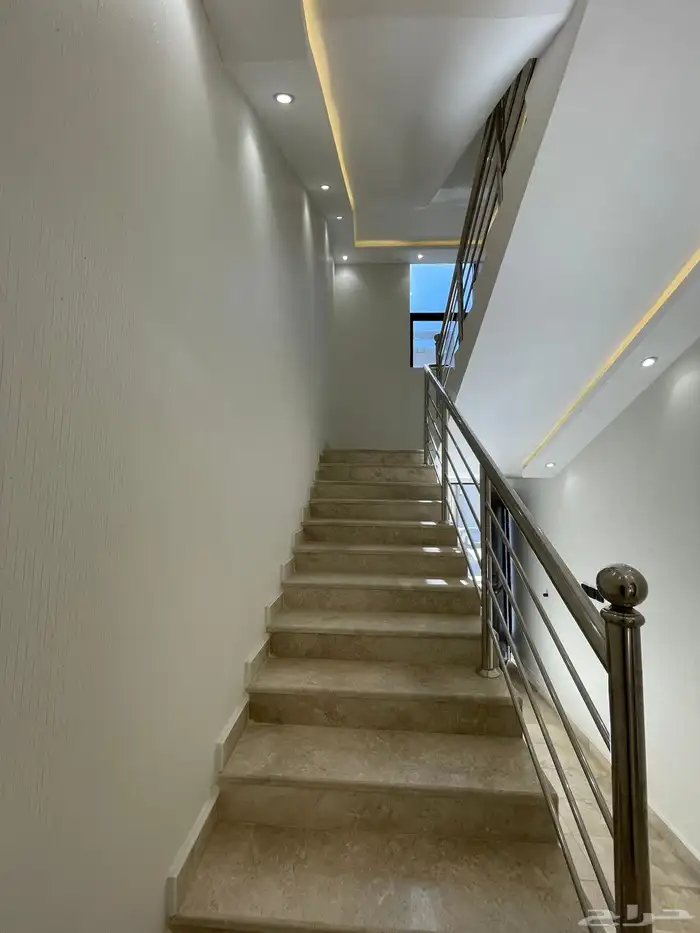 للبيع شقق مودرن وسط الخدمات بخميس مشيط 2