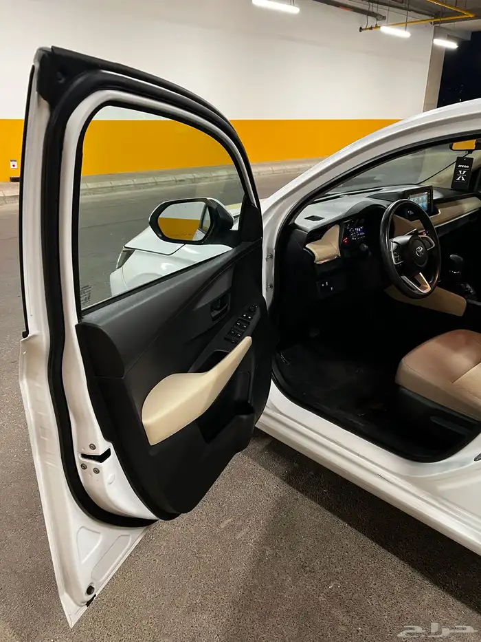 تويوتا يارس 2023 y عبداللطيف جميل 17