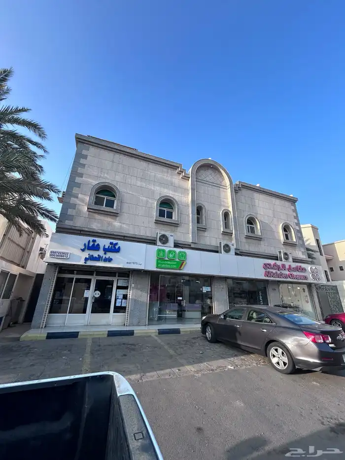 مستودع للإيجار حي النعيم شارع الثلاثين 6