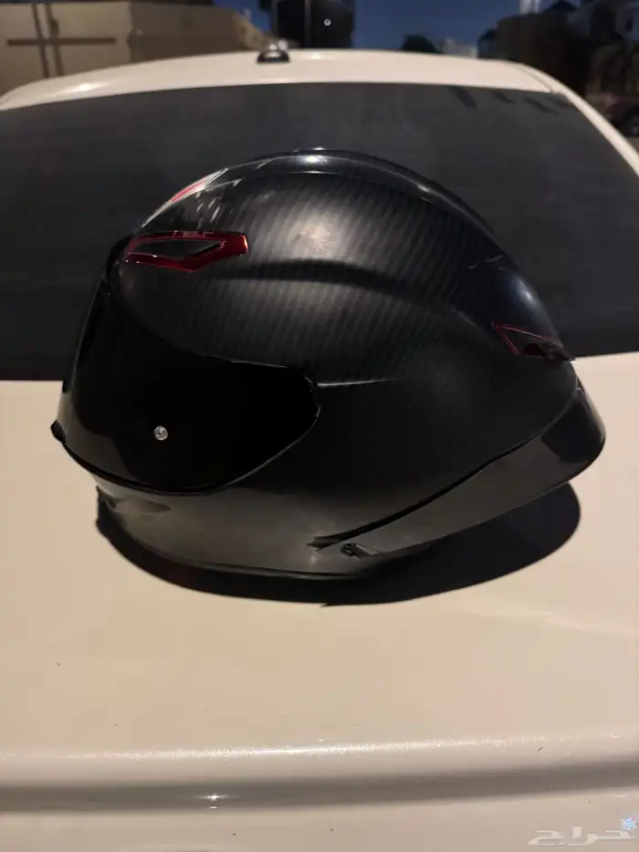 خوذة AGV للبيع 1