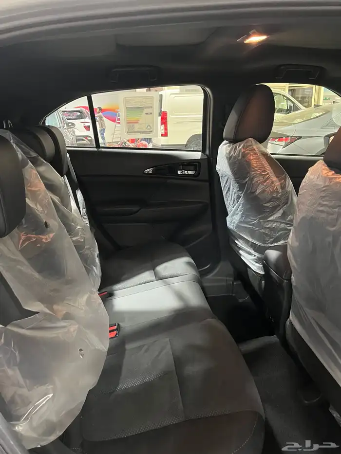 عرض خاص ميتسوبيشي اكليبس كروس نص فل موديل 2025 7