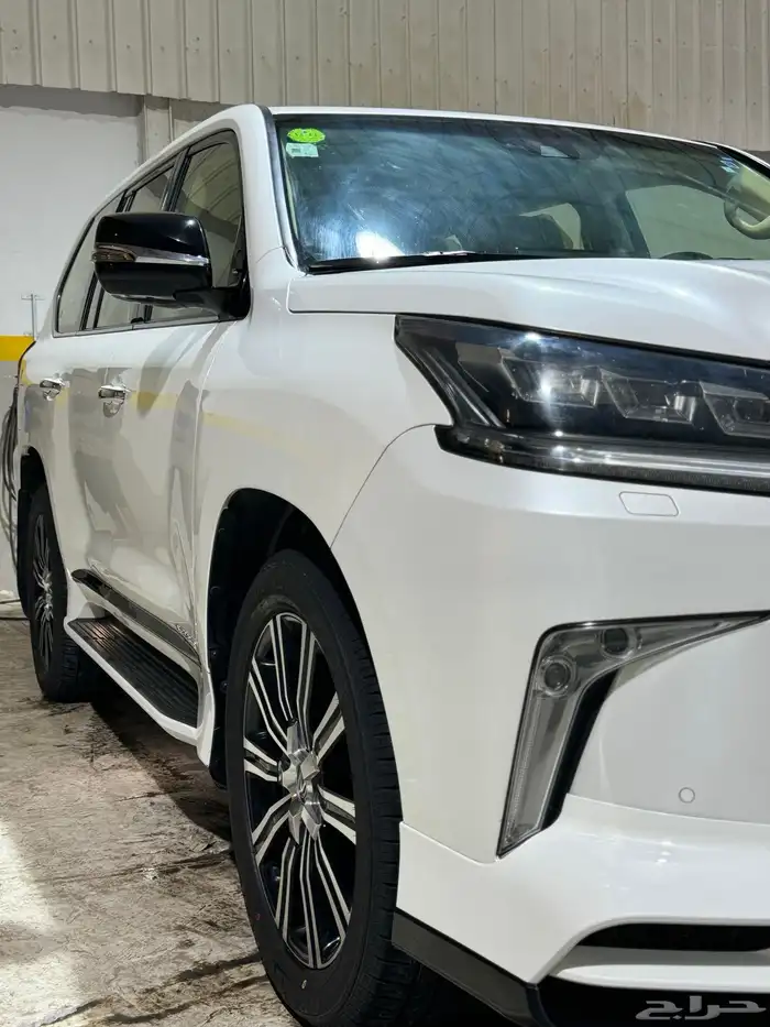 لكزس 2019 سعودي للبيع 0