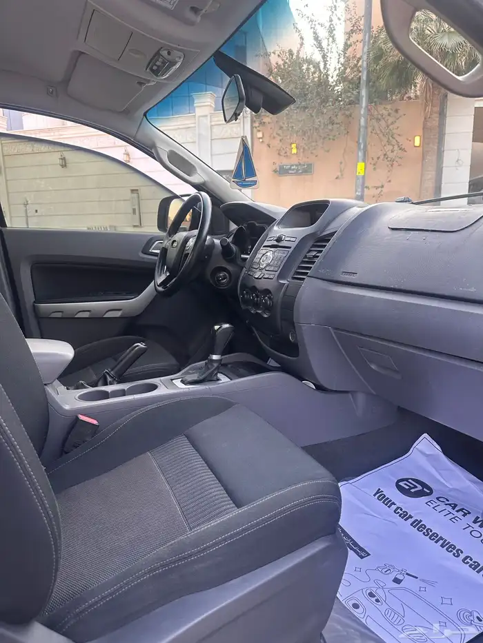 للبيع فورد رينجر 2016ديزل قير اتومتيك المكينه الكبيرة 5