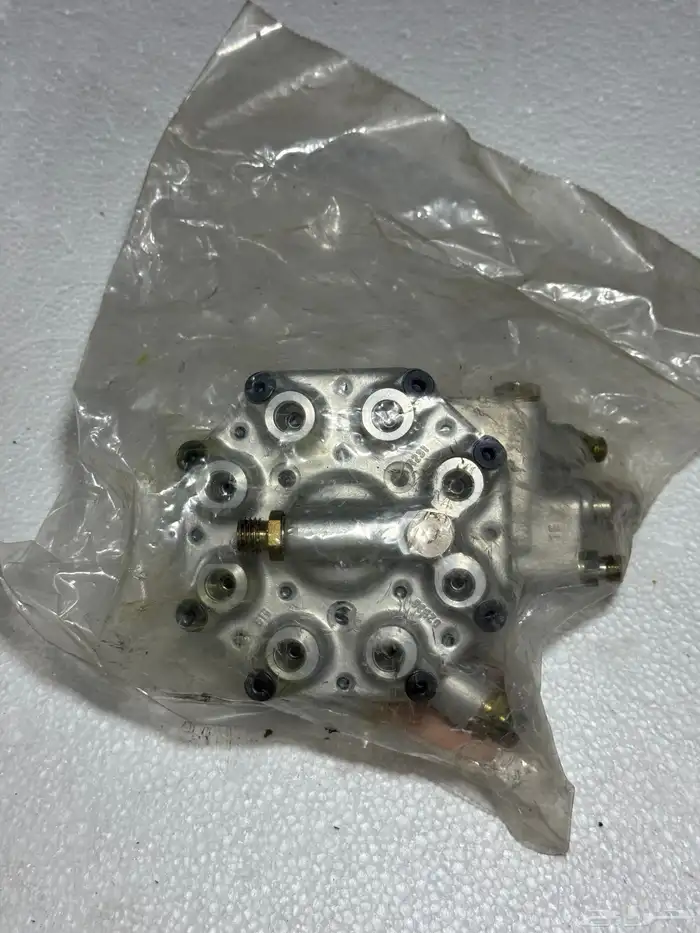 قطع غيار مرسيدس و اكسسوارات. W126 R126 W140 W116 W124 W123 91