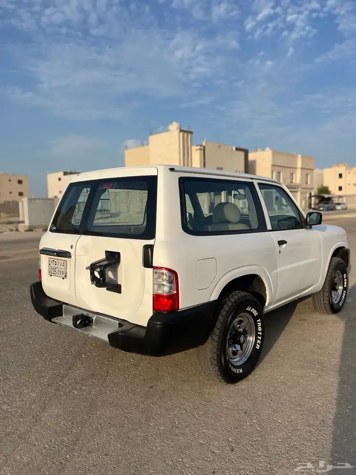 نيسان باترول ربع 2004 (حكومي ) 4