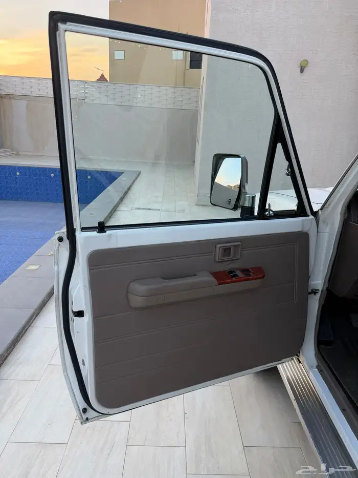 ربع تويوتا 2016 بريمي فل كامل ونش 29