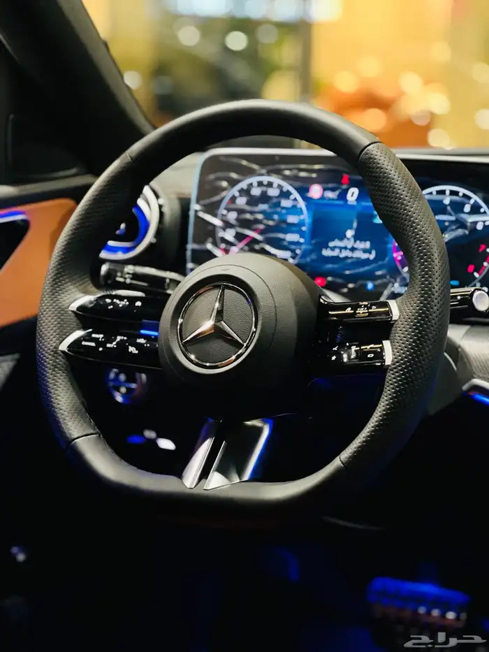 مرسيدس C200 AMG 2025 (اصفار) 24