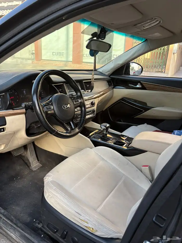 كيا كادنزا 9