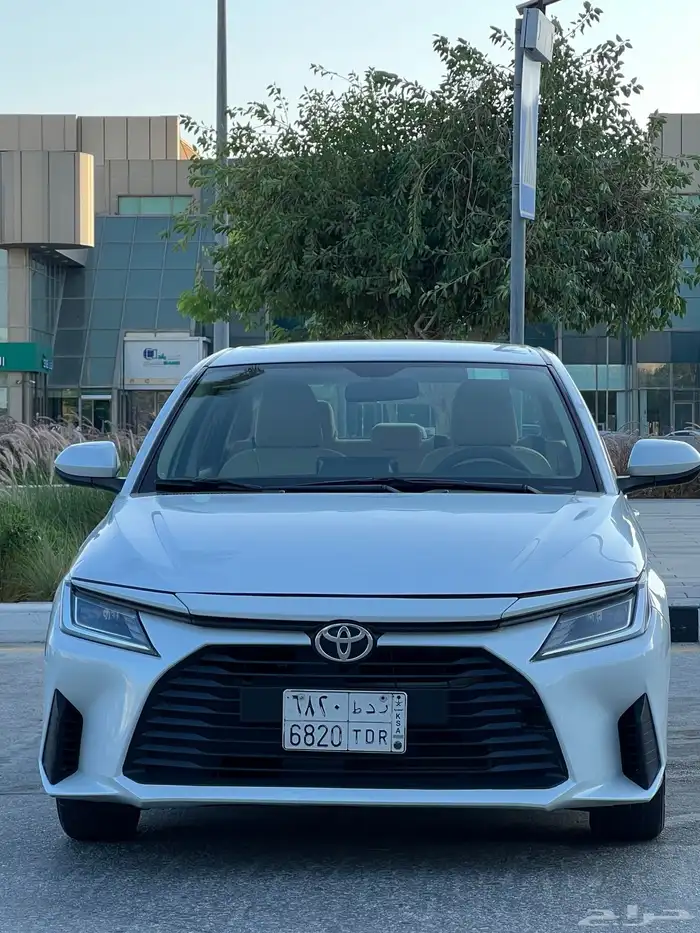 تويوتا يارس موديل 2023 نظيف 2