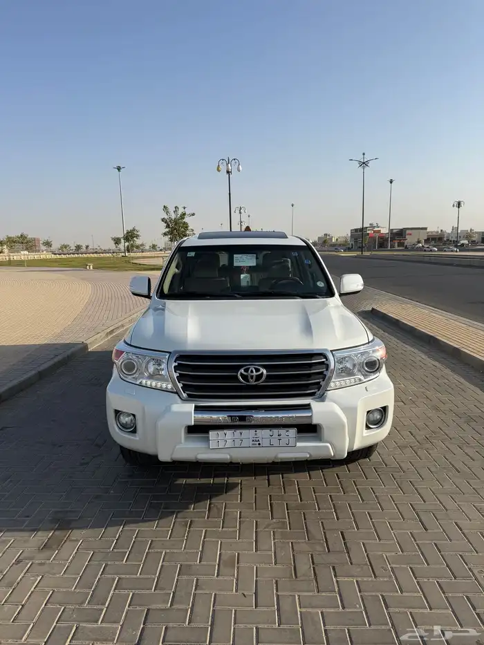 جيب جكسار 2014 فل كامل 8 سلندر سعودي شد بلد الدفعه الاخيره 5