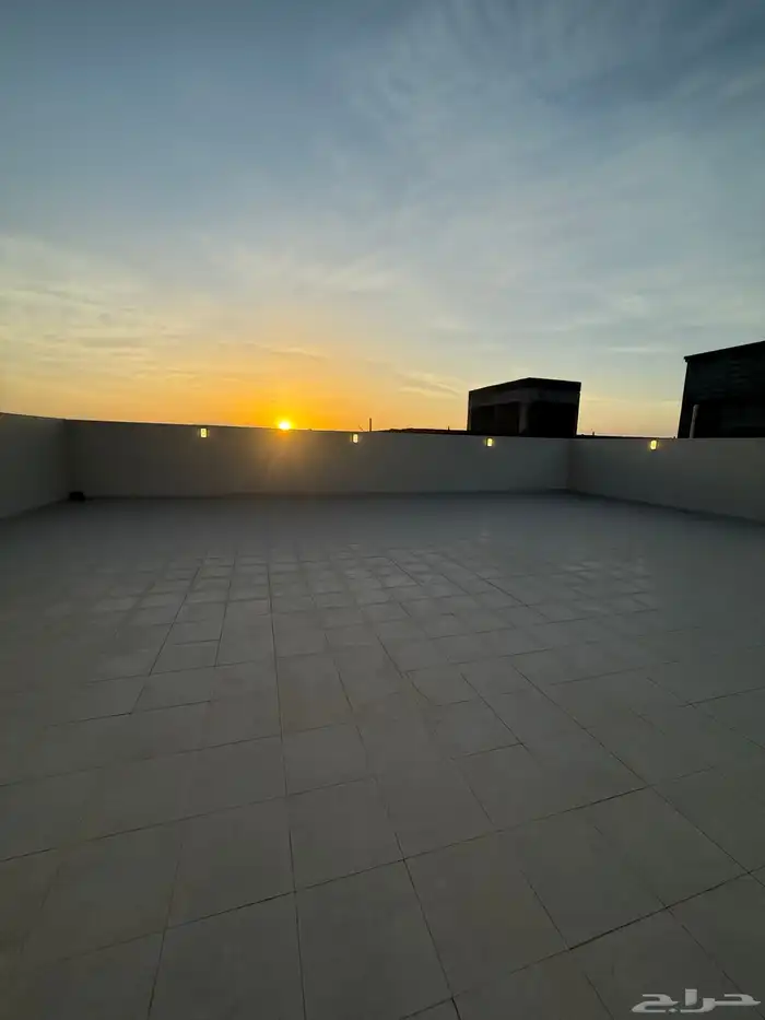 للبيع دور مستقل ارض كامله طريق الصناعيه خميس مشيط 850الف 16