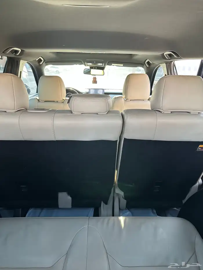 جيب مازدا CX9 بحالة الوكالة 17