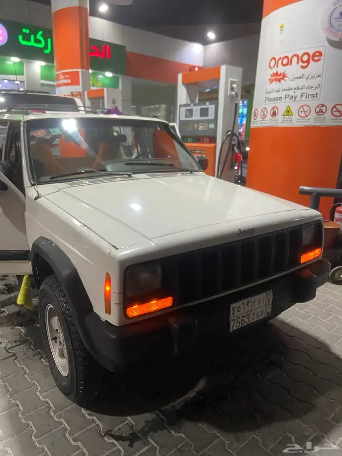 جيب شروكي 1997 30