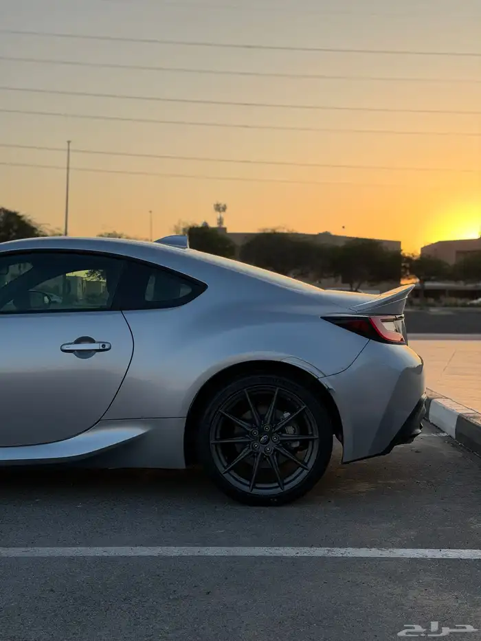 سوبارو BRZ 2023 8