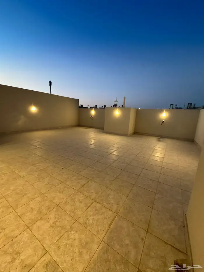 للبيع روفات وسيعة تبدا من 650 الف بالخميس 15