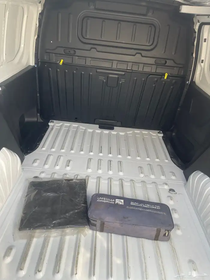 بيجو 2024 ماشي 29 000 14