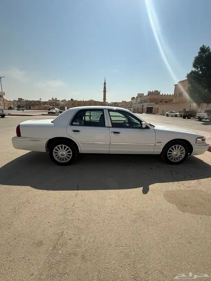 فورد ماركيز 2010 6