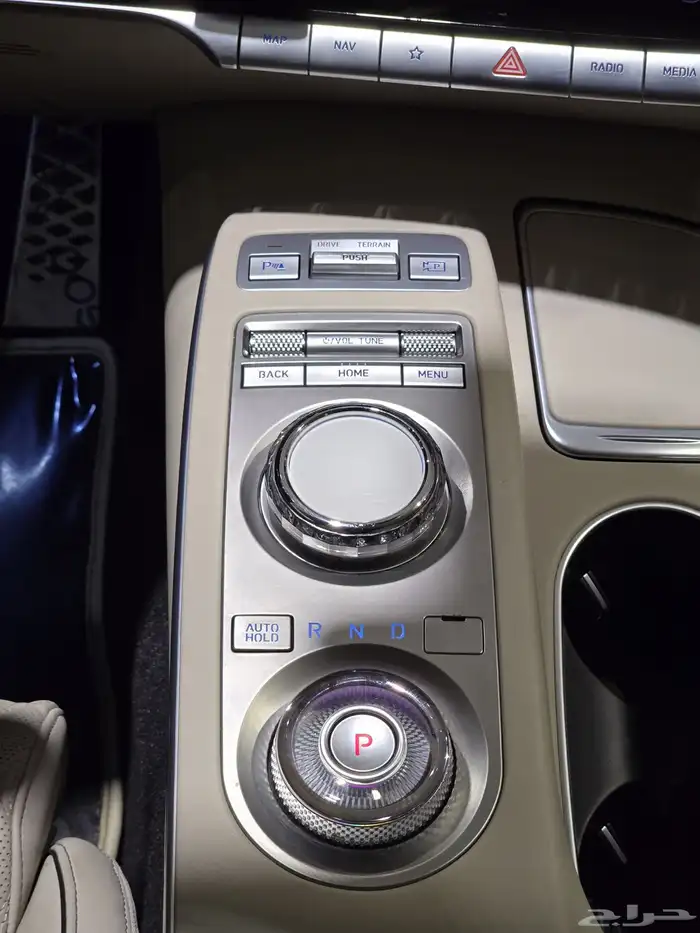 جينسس GV70 موديل 2021 بحاله ممتازه 12