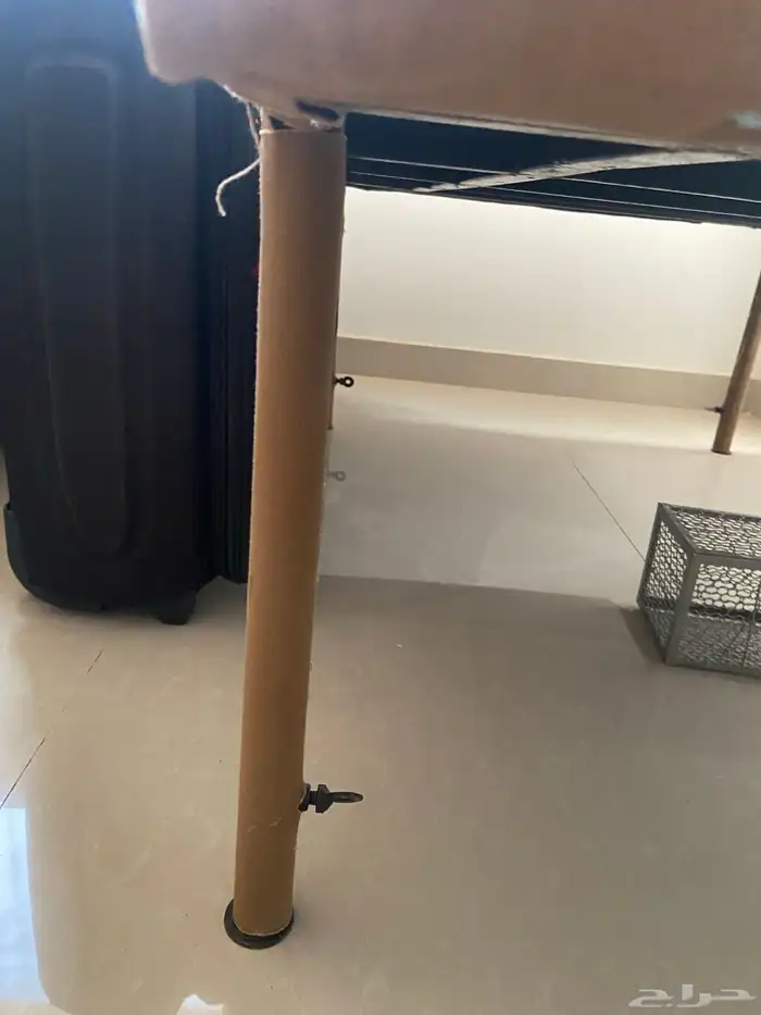 طبق لاندكروزر من 2000 إلى 2007 2