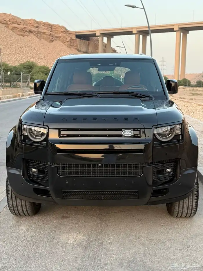 ديفندر 2020 V6 4