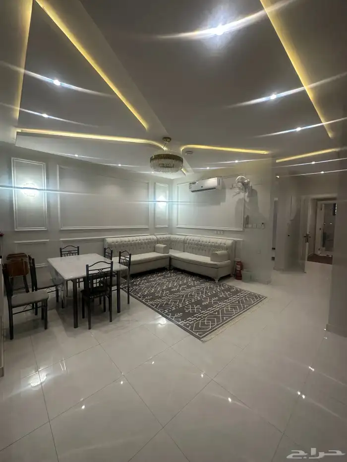 شقة ثلاث عرف مؤثثه بالوسام بالطايف 8