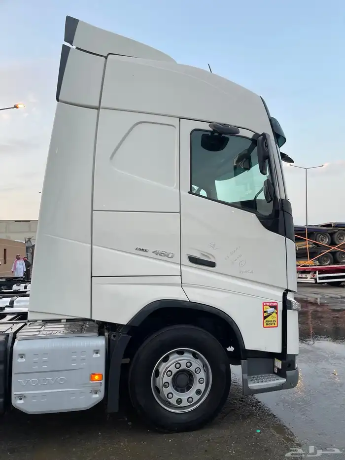 راس فولفو 2021 FH 460 بطاقة جدة 3
