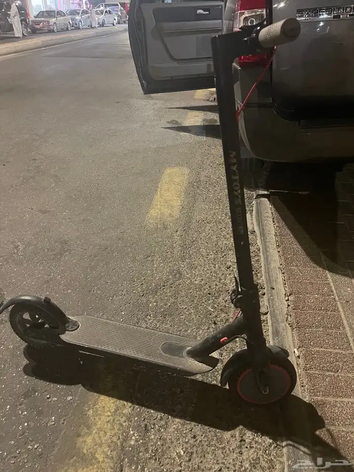 للبيع سكوتر 1