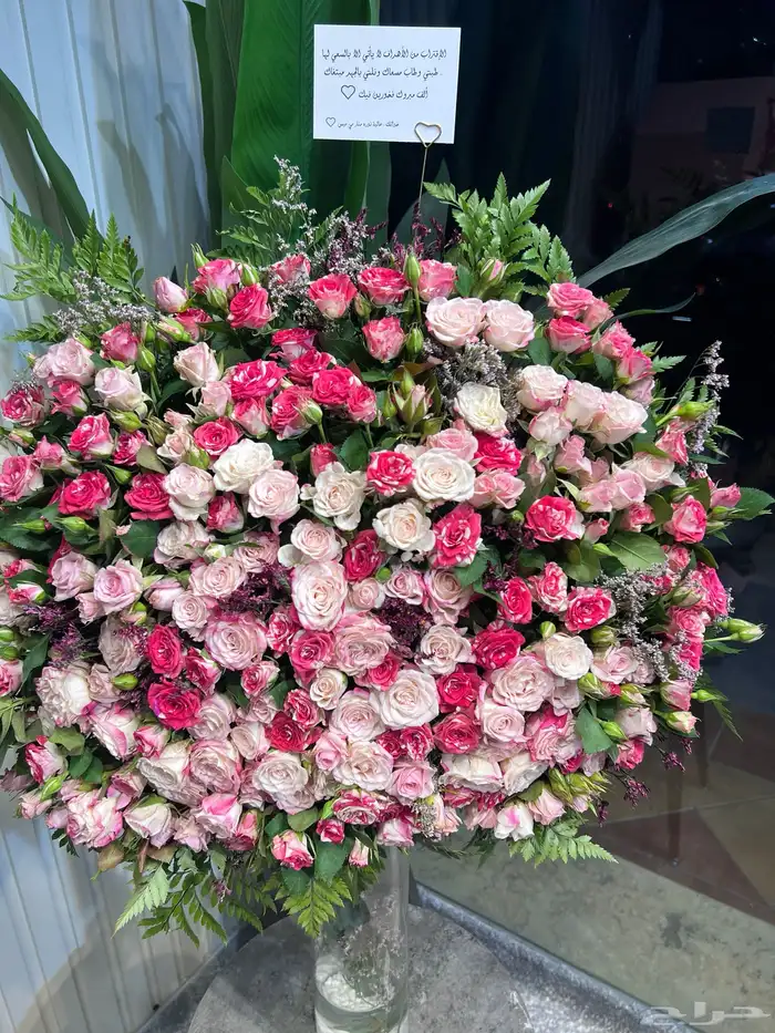 هدايا   ورد  ورد طبيعي  وردصناعي  باقة ورد  تغليف_هدايا 24