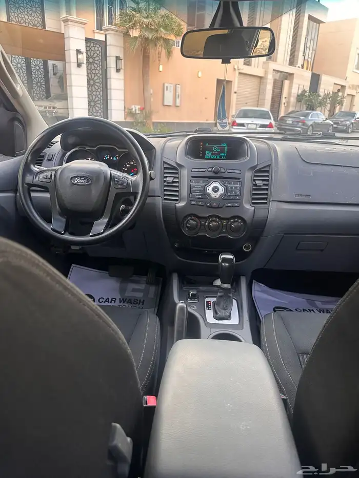 للبيع فورد رينجر 2016ديزل قير اتومتيك المكينه الكبيرة 6