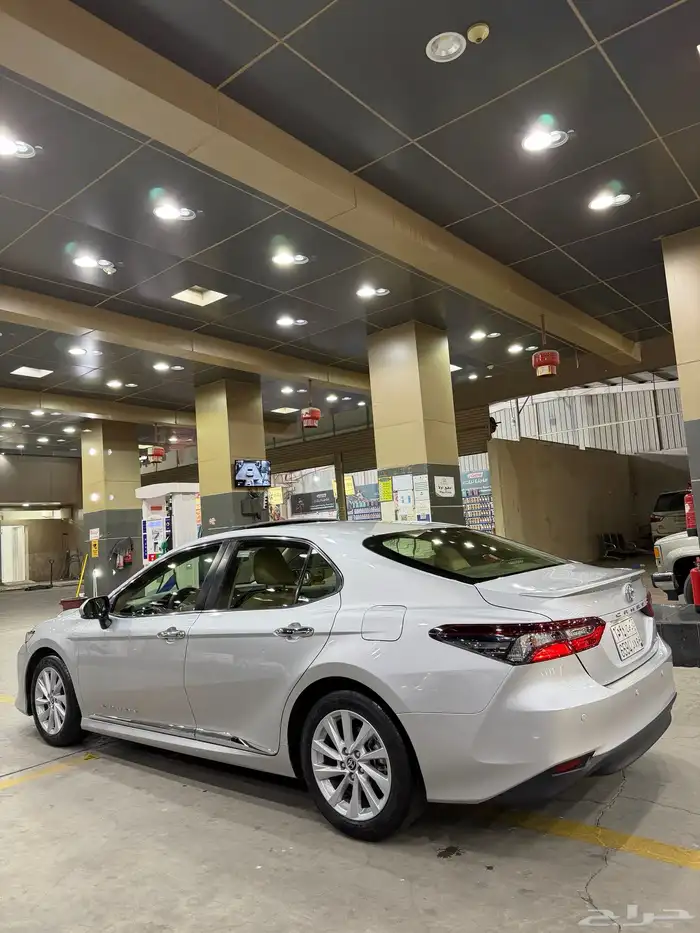 كامري 2023 GLE فل كامل سعوديه 11