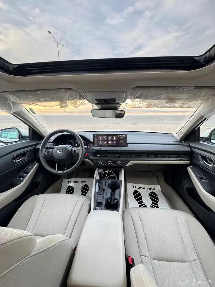 للبيع هوندا اكورد 2023 - نص فل - بحالة الوكاله 12