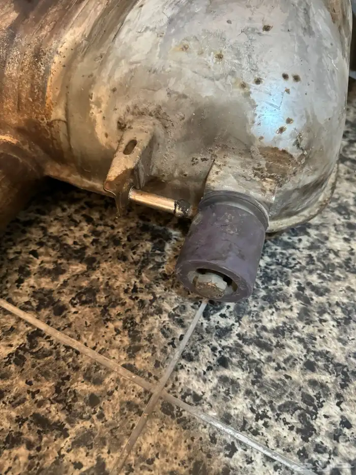 دبة بي ام و شاشة مسجل 2