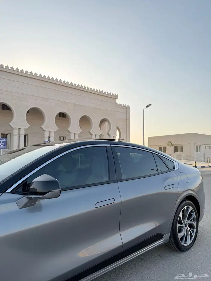 فورد تورس 2024 فل كامل تيتانيوم 40