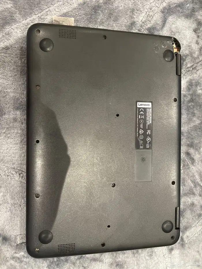 لاب توب لينوفو شاشة لمس مع شاحنين اصلي وتجاري 3