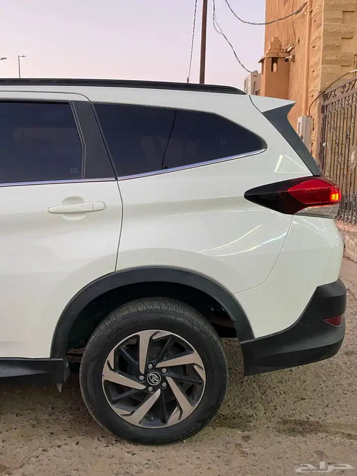 تويوتا راش 2020 نظيف جدا  وكالة 7