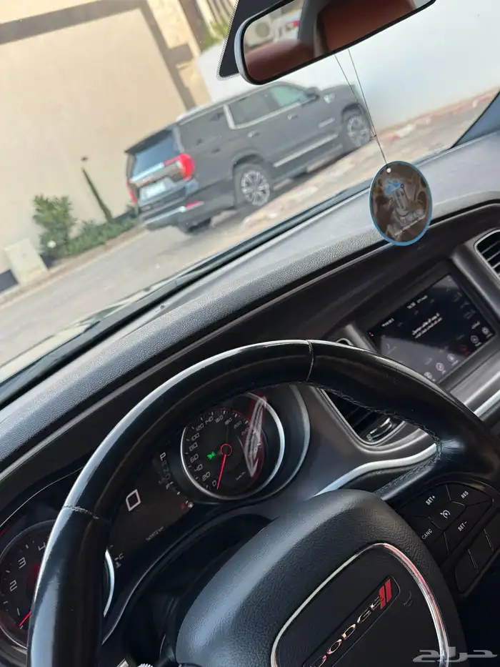 للبيع دوج تشارجر 2020 8