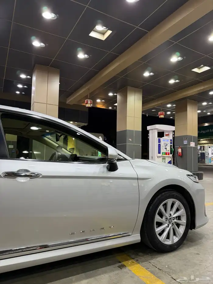 كامري 2023 GLE فل كامل سعوديه 32