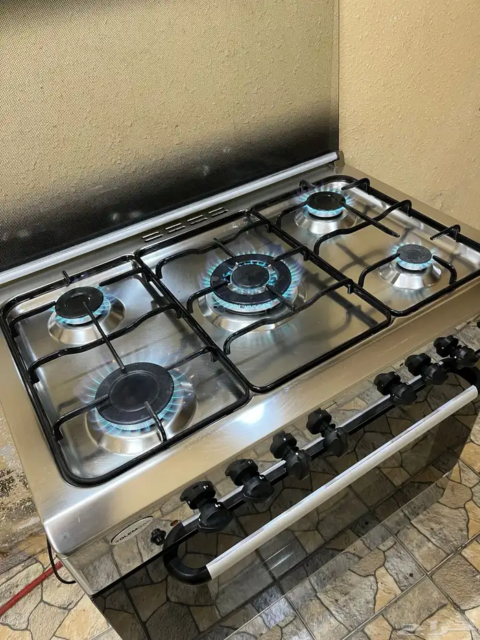 فرن جليم غاز مقاس 60  80 للبيع الموقع المزاحميه 13