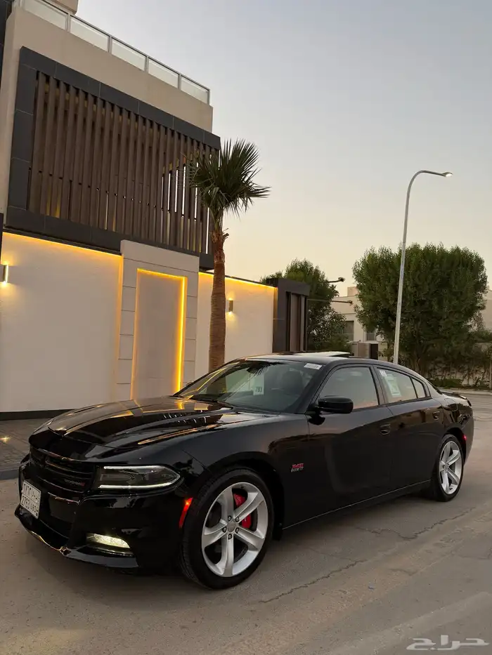 دوج تشارجر RT 2016 فل هاوس هيمي 8 سلندر بحالة الوكاله 71