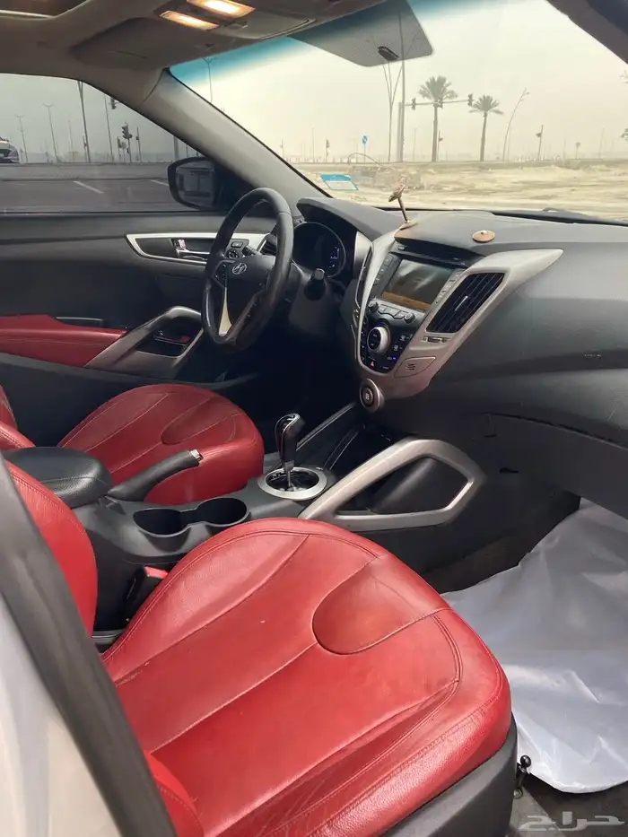 هيونداي فيلوستر للبيع 10