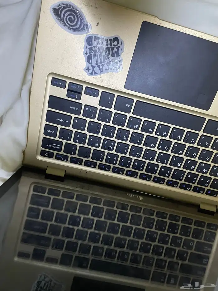 احتاج شاحن لابتوب ZEDلوجه الله 2